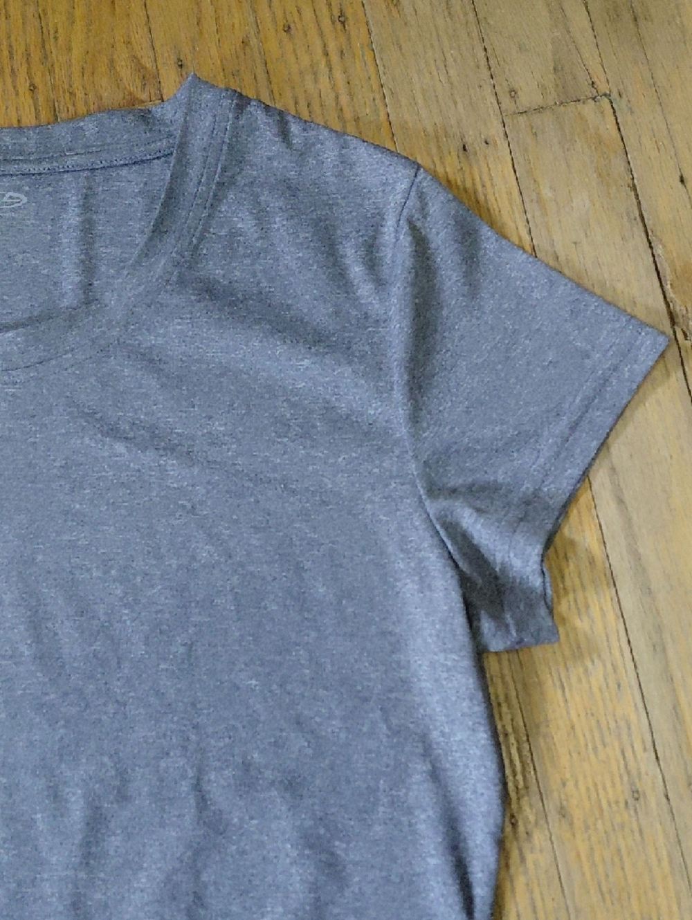 Champion Women's Short Sleeve V-Neck Top